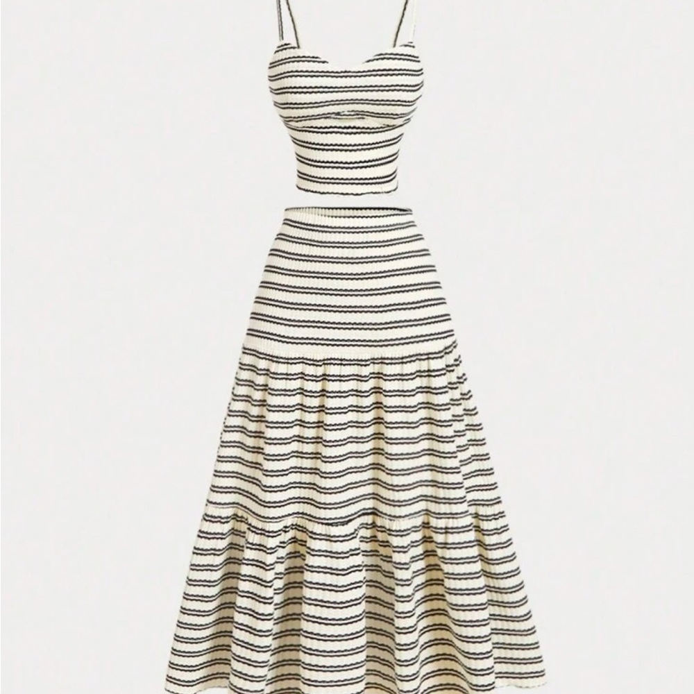 Chic Black and White Striped Midi skirt set NWT